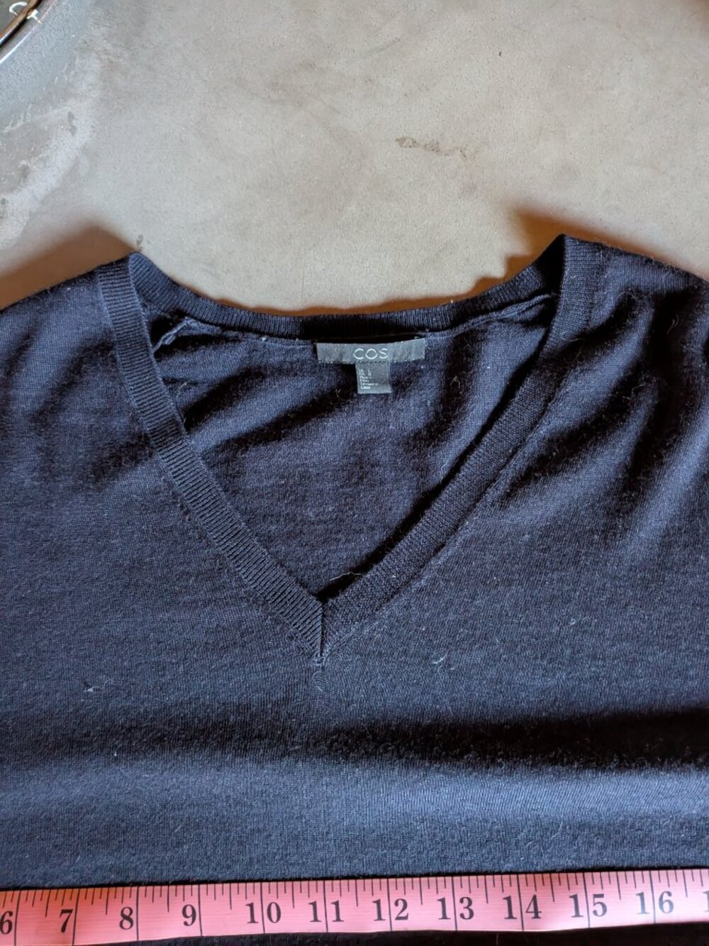COS V-Neck Long Sleeve Knit Pullover Sweater - Navy Blue